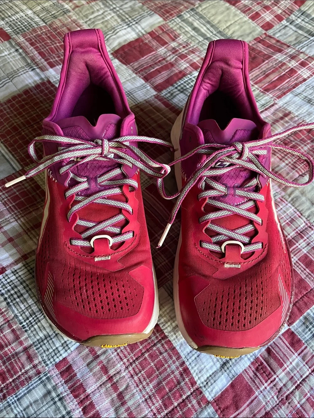 Altra Women's Pink and Magenta Running Shoes